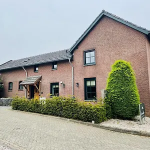 Vakantiehuis Attractive Farmhouse In South Limburg With Terrace Klimmen