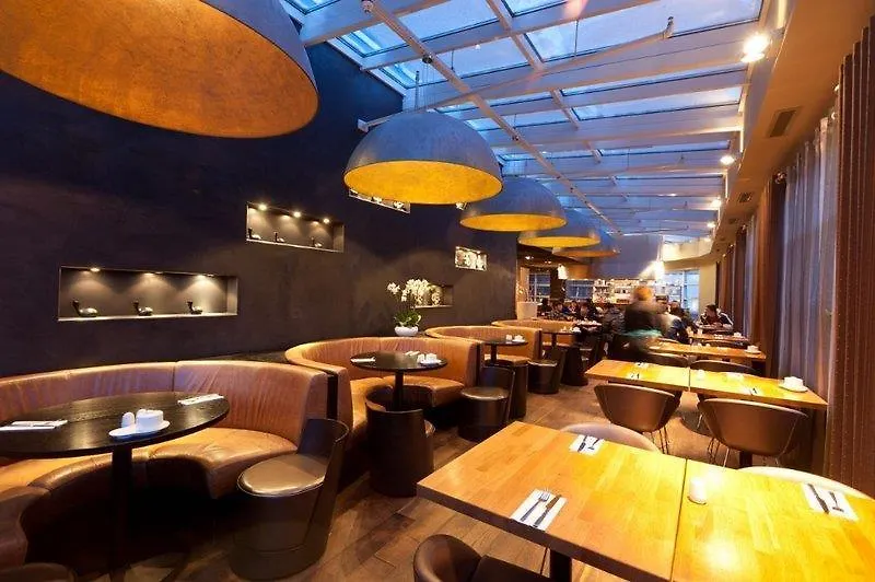Xo Hotels Blue Tower Amsterdam Nederland